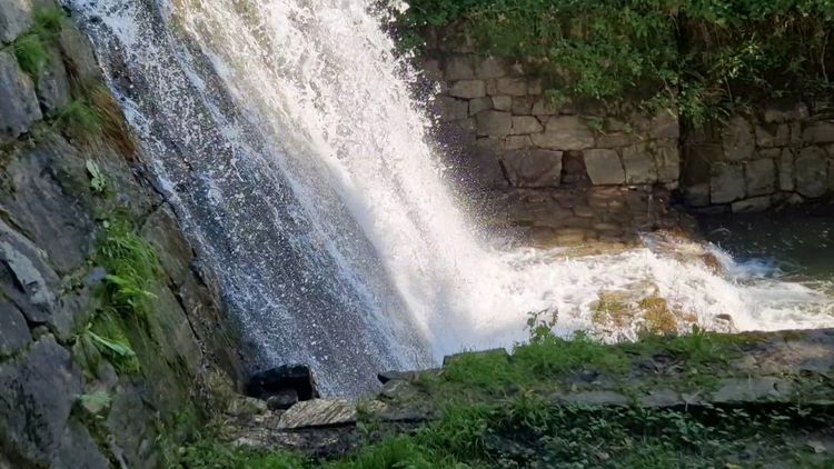 Złatna Huta ruiny pieca hutniczego — zdjęcie 1