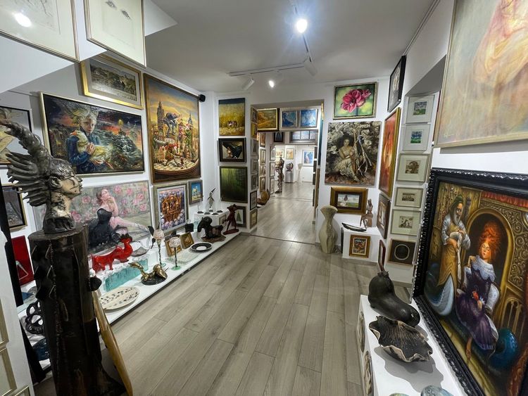 Bator Art Gallery — zdjęcie 2