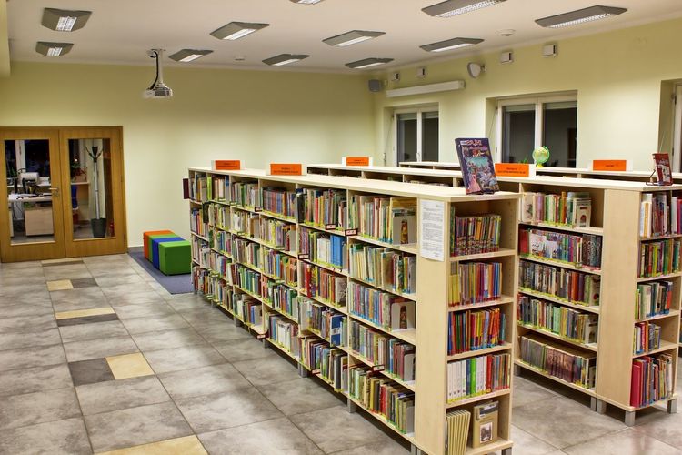 Miejska Biblioteka Publiczna im. J. Śniegonia — zdjęcie 2