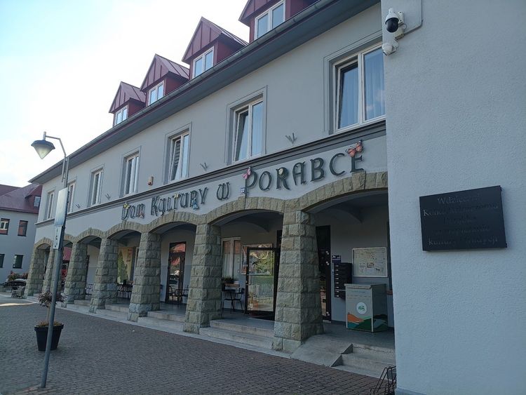 Dom Kultury W Porabce — zdjęcie 3
