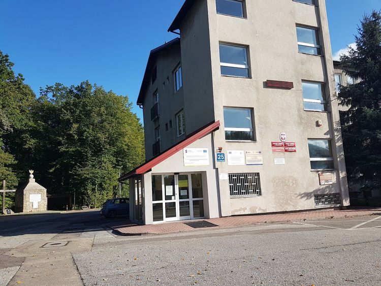 Urząd Gminy w Wilkowicach — zdjęcie 2