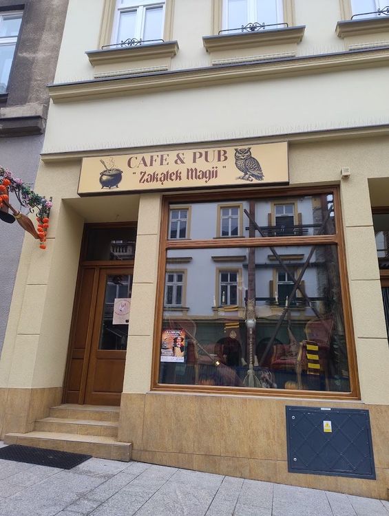 ZAKĄTEK MAGII — zdjęcie 2