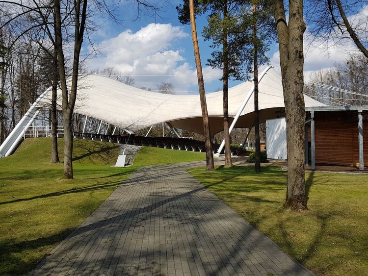 Amfiteatr w Ustroniu - 1722 miejsc numerowanych — zdjęcie 2