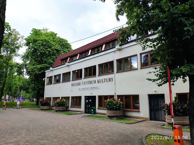 Bielskie Centrum Kultury im. Marii Koterbskiej — zdjęcie 1